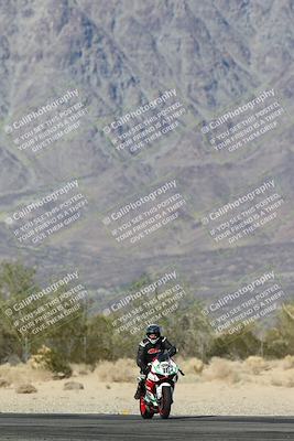 media/Dec-07-2025-CVMA (Sun) [[3e7d2de5dc]]/Race 8-Middleweight Shootout/